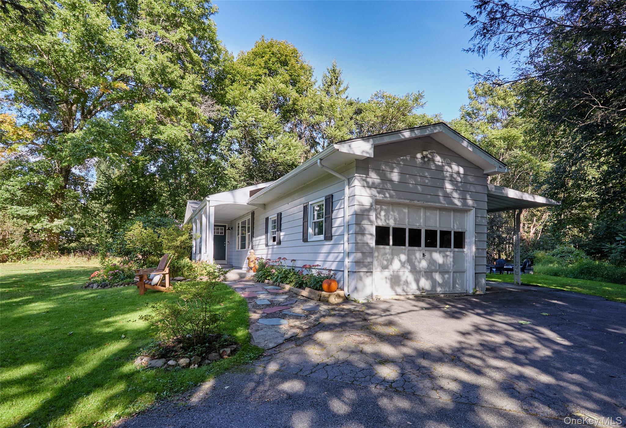 Single Family Red Oaks Mill Road  Dutchess County, NY 12603, MLS-1051600-2