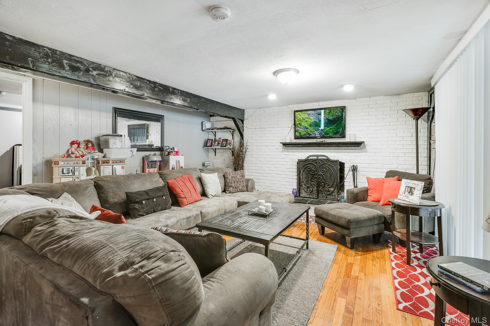 Single Family Larissa Lane Dutchess County, NY 12590, MLS-1051603-18