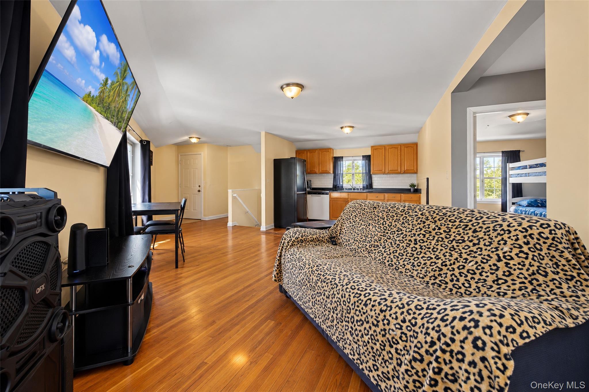 Single Family Aztec Place Queens, NY 11691, MLS-1051620-3