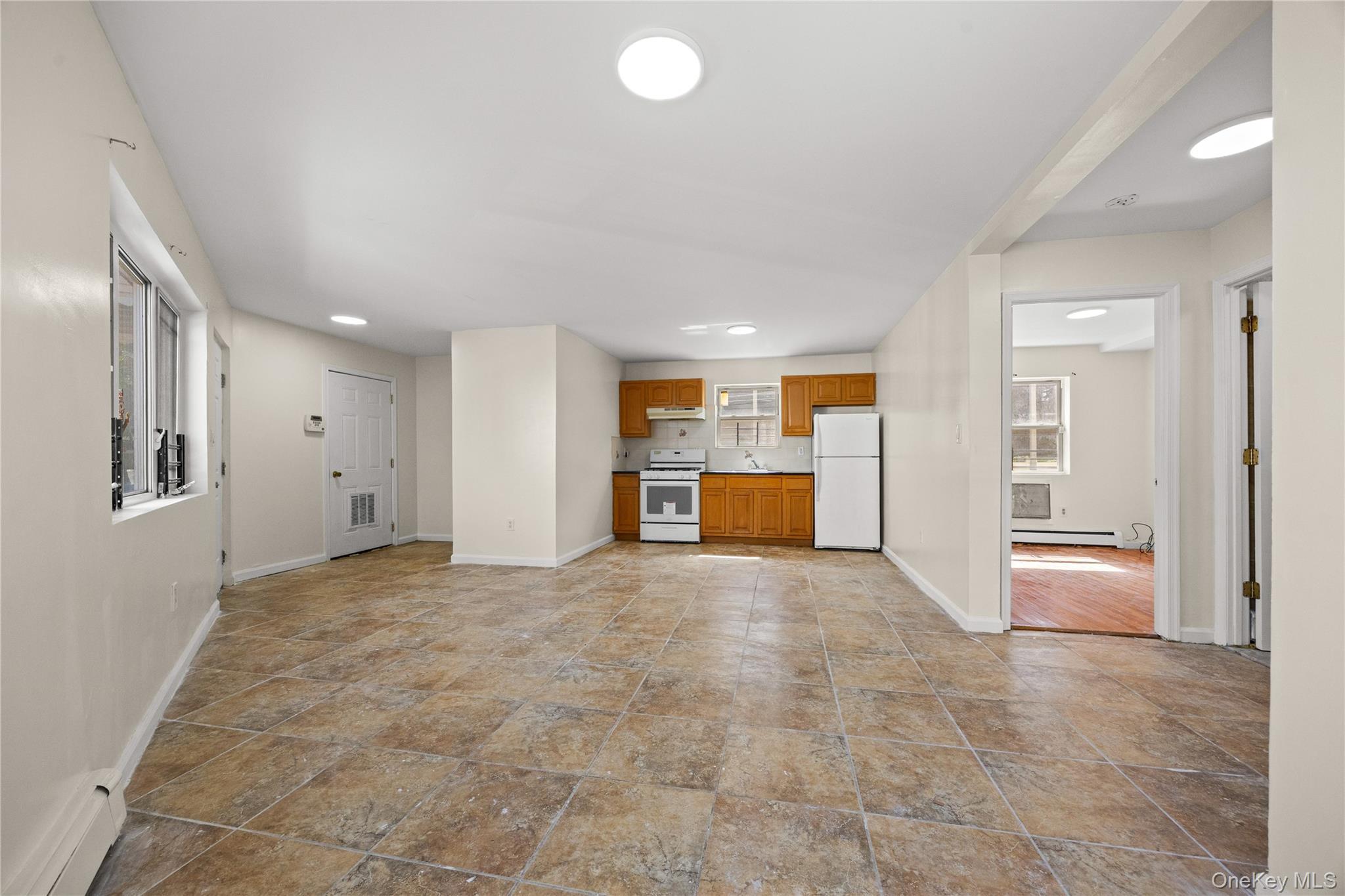 Single Family Aztec Place Queens, NY 11691, MLS-1051620-9