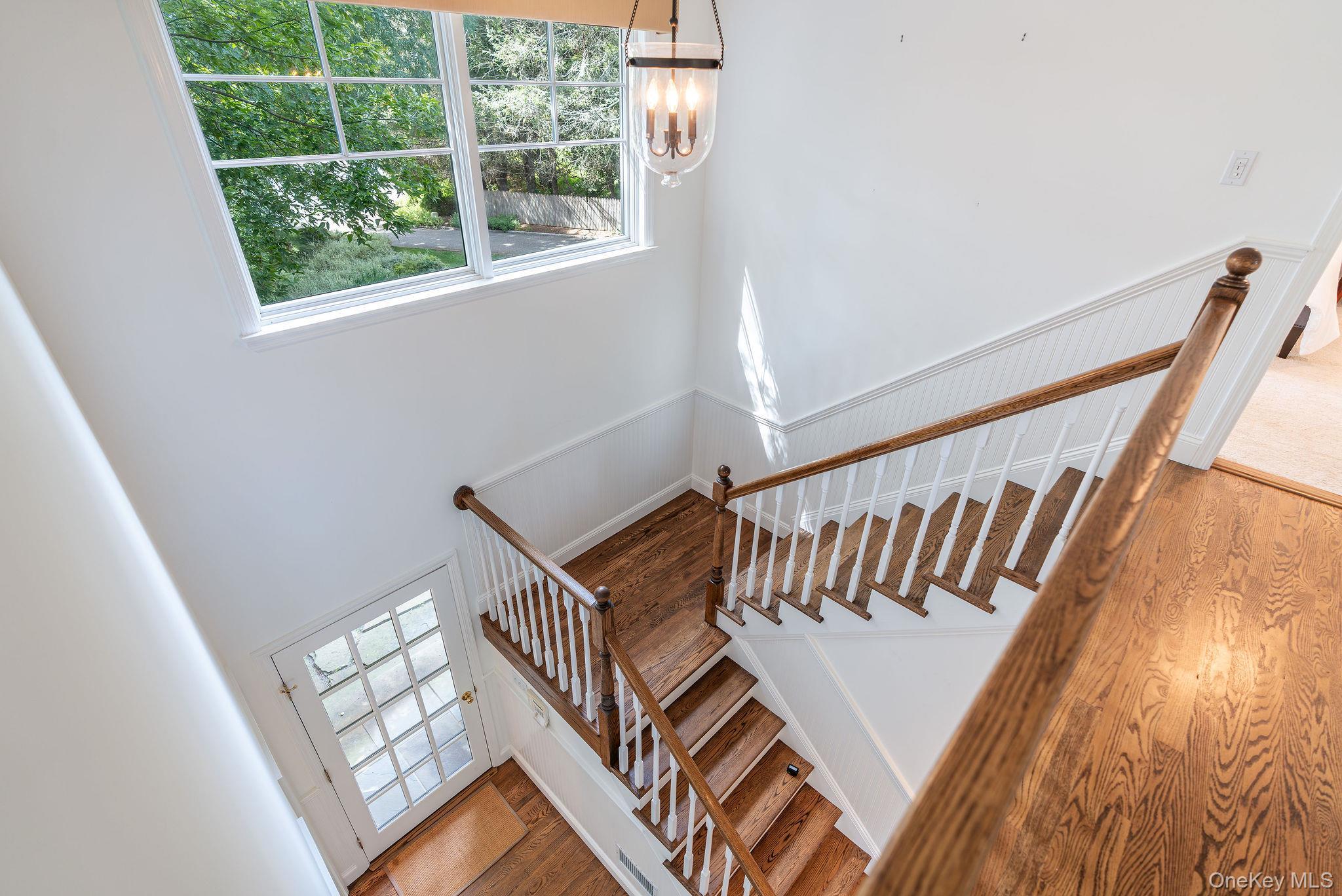 Single Family Mulford Court Suffolk County, NY 11957, MLS-1051631-17