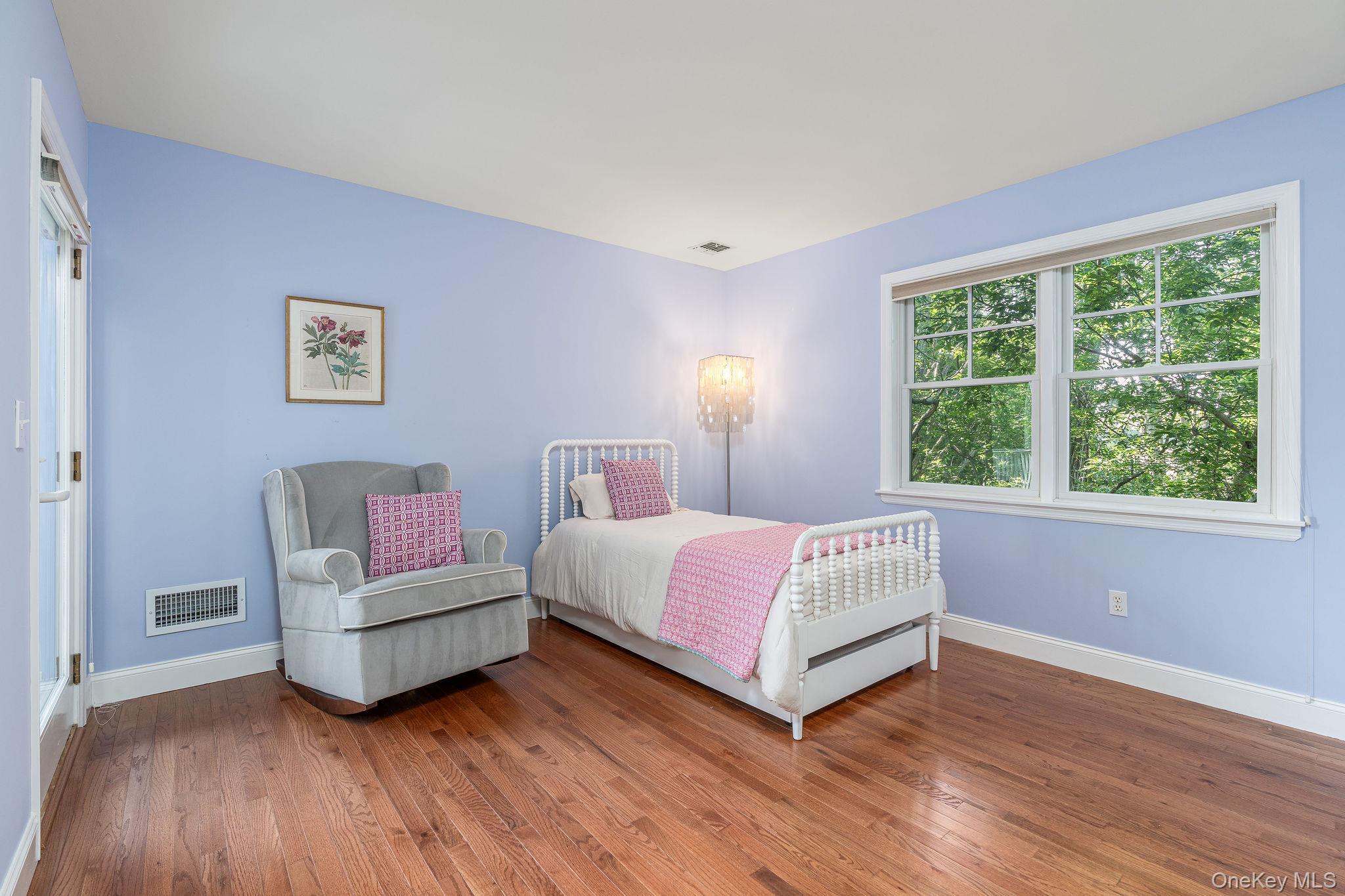 Single Family Mulford Court Suffolk County, NY 11957, MLS-1051631-26