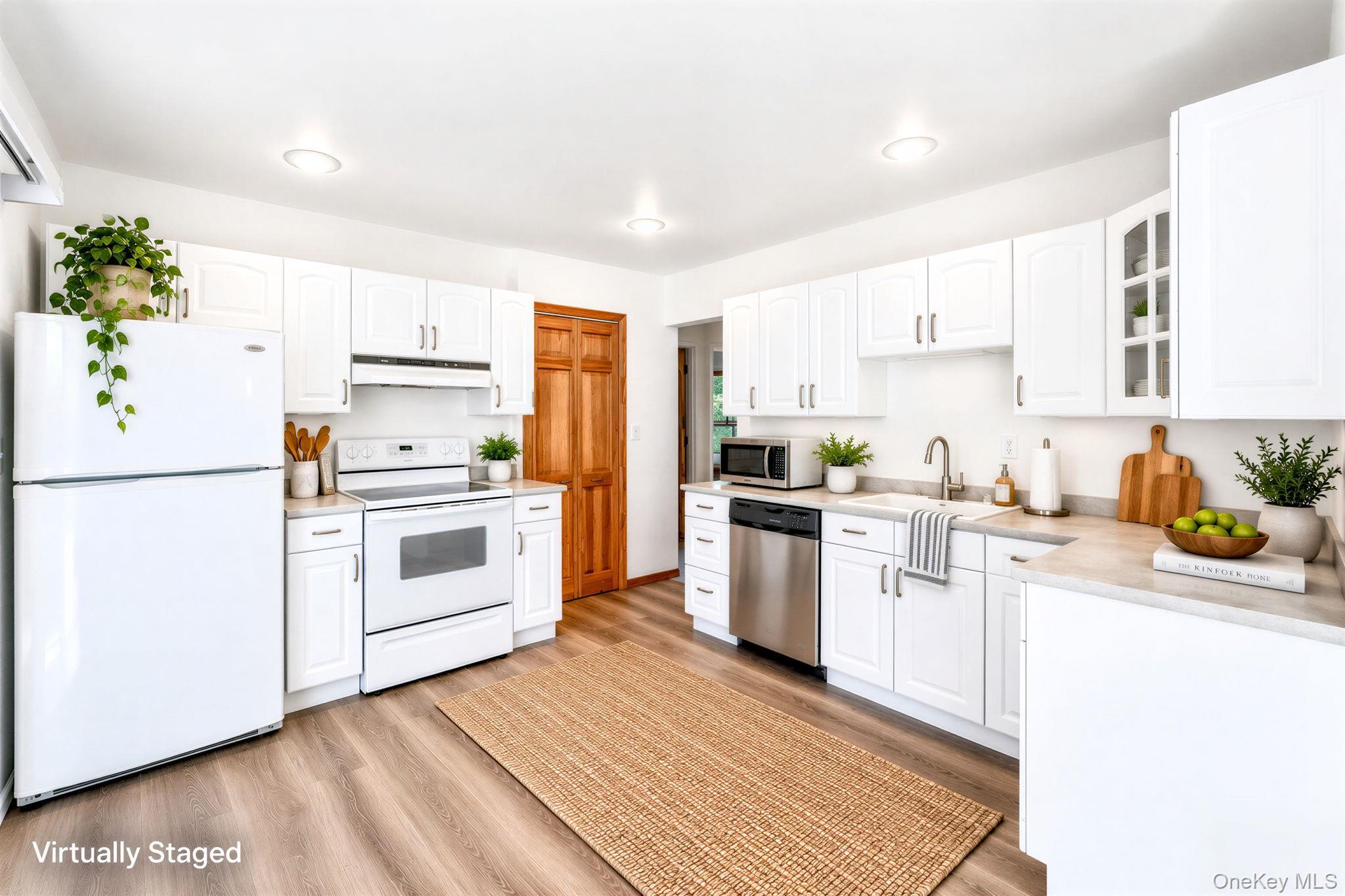 Single Family Fenwick Avenue  Suffolk County, NY 11738, MLS-1051639-10