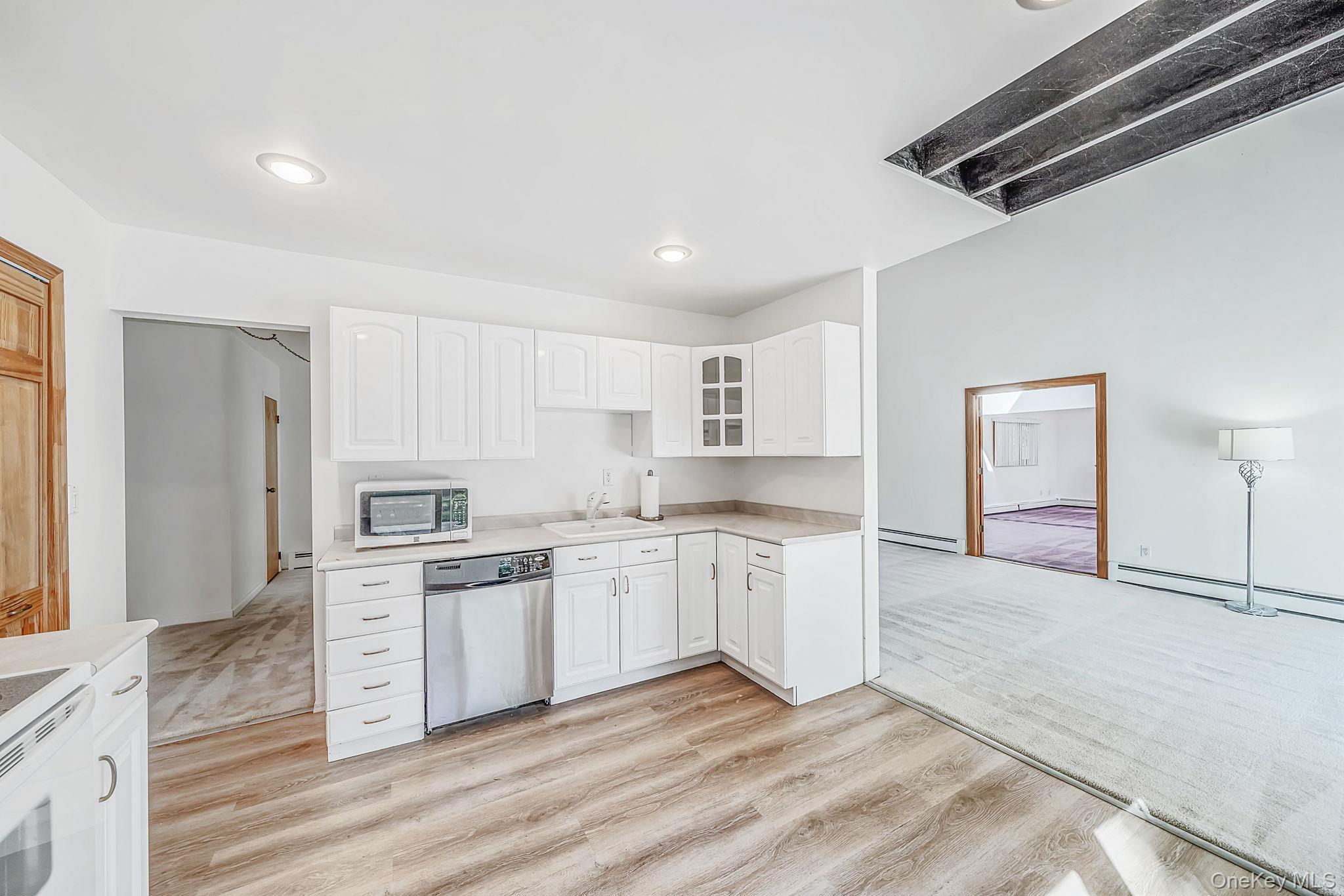 Single Family Fenwick Avenue  Suffolk County, NY 11738, MLS-1051639-11