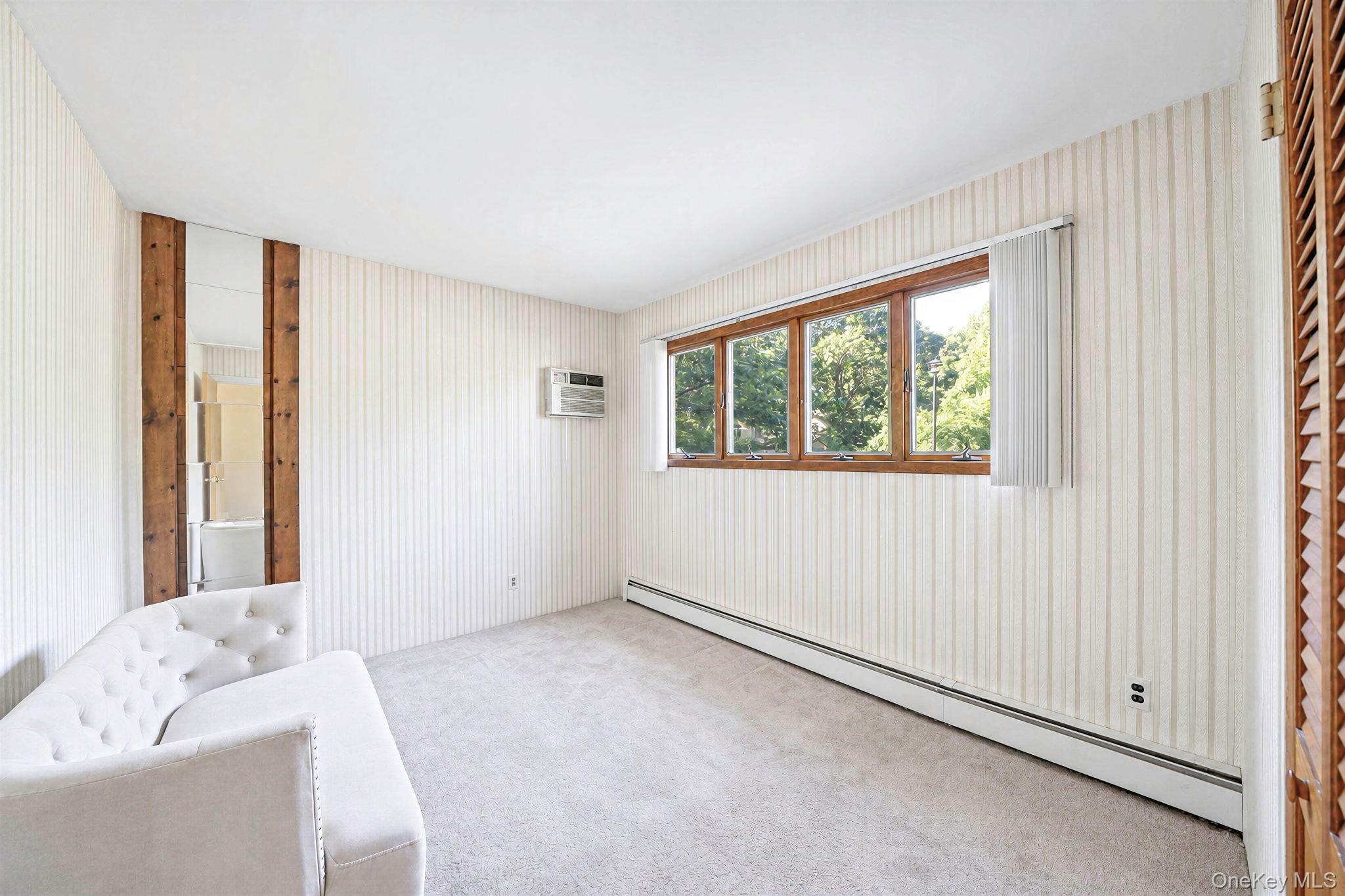 Single Family Fenwick Avenue  Suffolk County, NY 11738, MLS-1051639-23