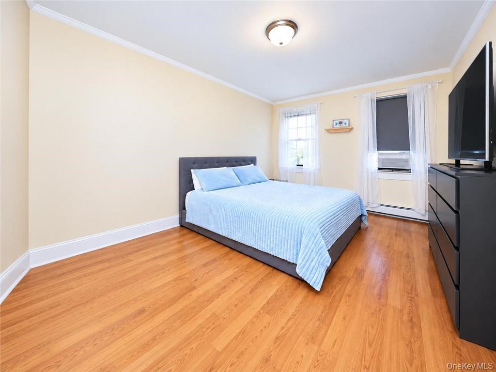 Single Family E 26th Street  Brooklyn, NY 11229, MLS-1051658-15