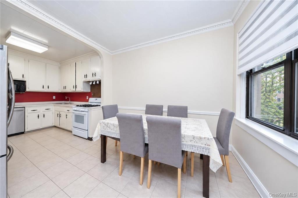 Single Family E 26th Street  Brooklyn, NY 11229, MLS-1051658-7