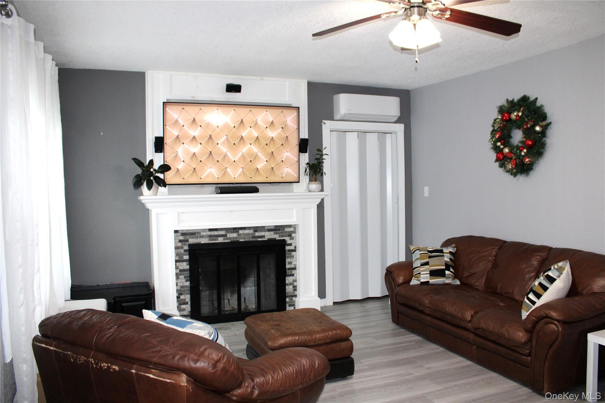 Single Family 104th Avenue Queens, NY 11412, MLS-1051659-12