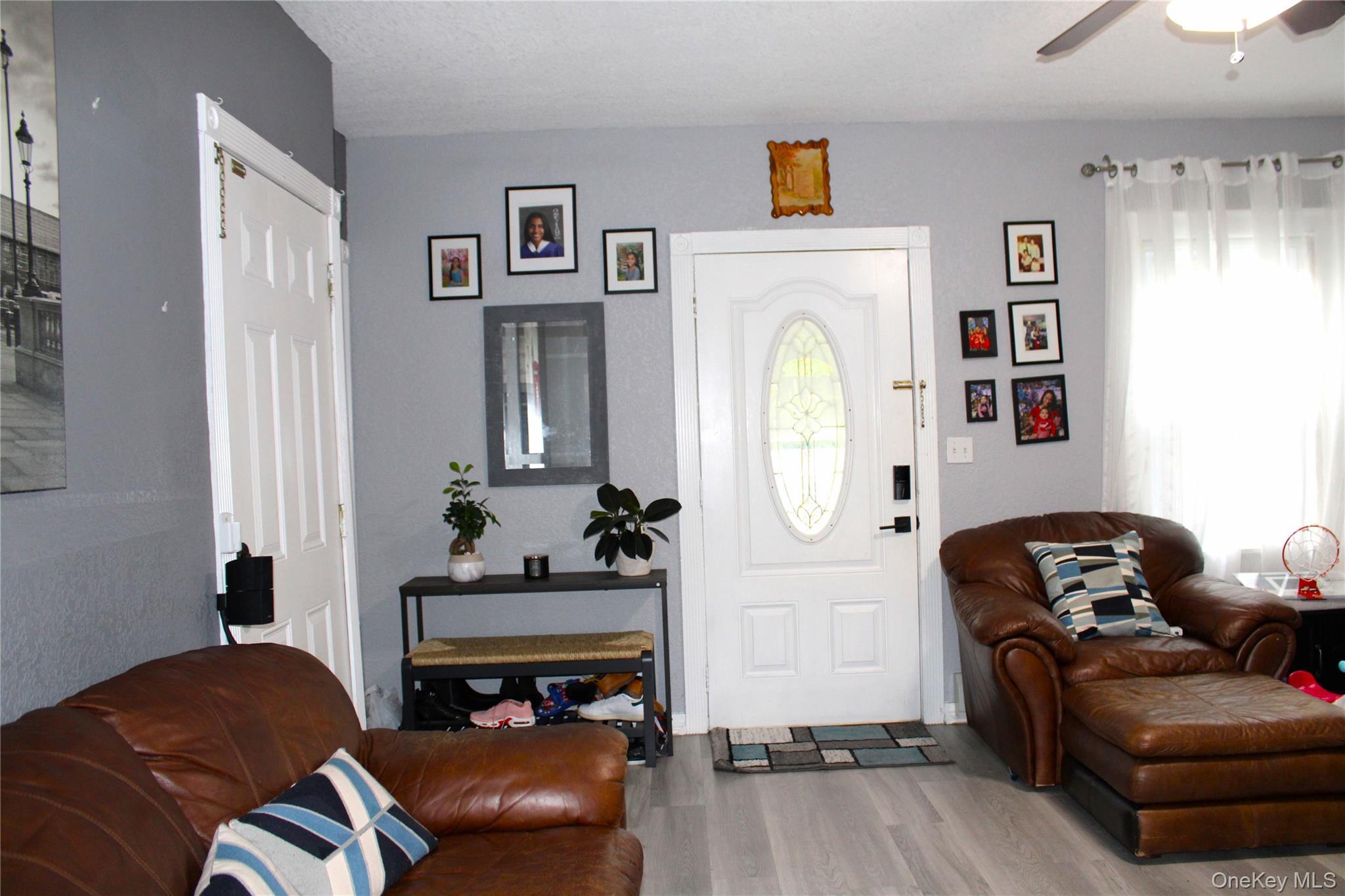 Single Family 104th Avenue Queens, NY 11412, MLS-1051659-17