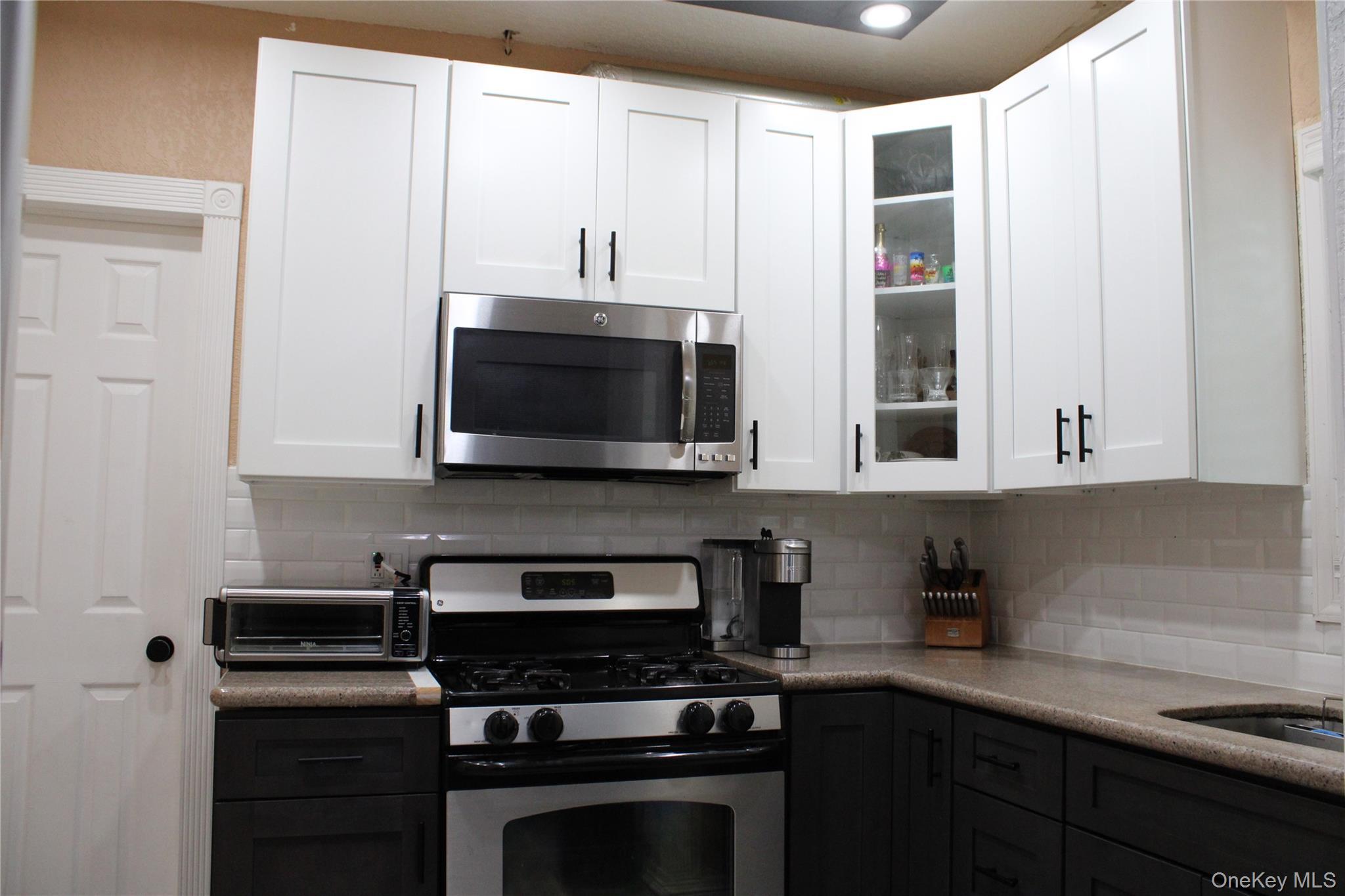 Single Family 104th Avenue Queens, NY 11412, MLS-1051659-22