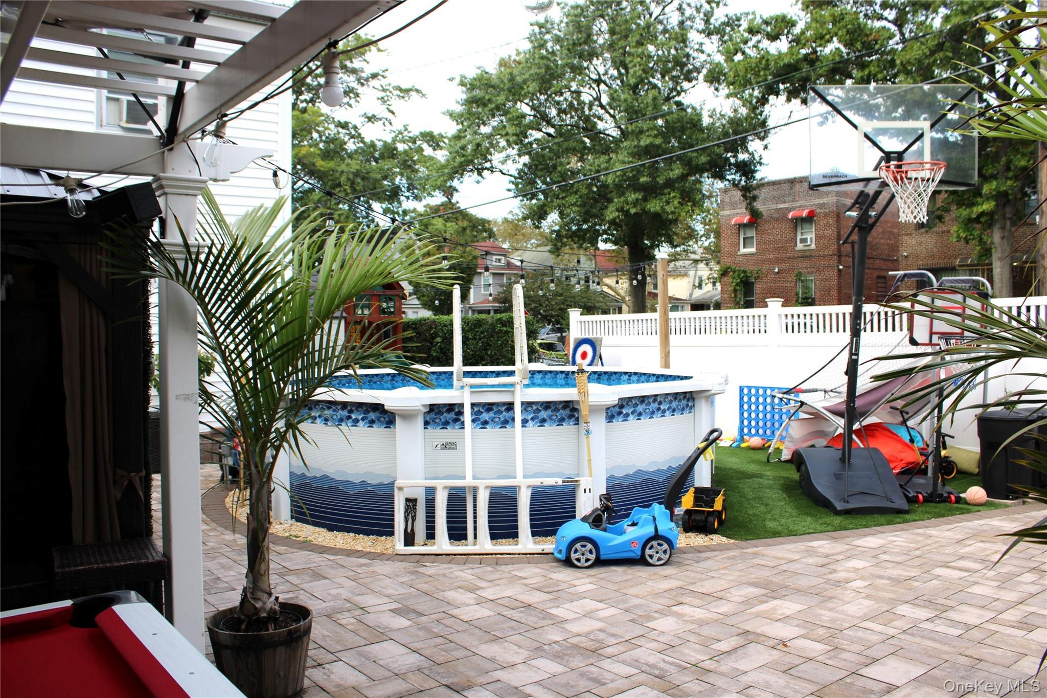 Single Family 104th Avenue Queens, NY 11412, MLS-1051659-3