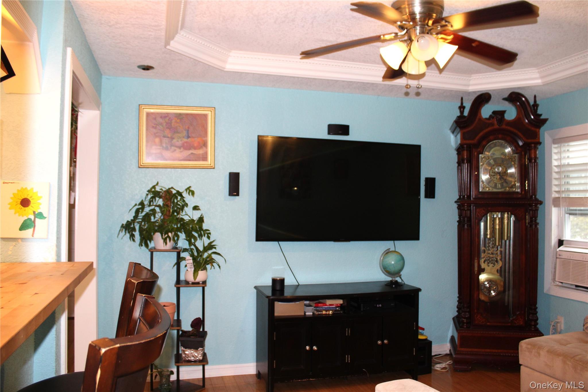 Single Family 104th Avenue Queens, NY 11412, MLS-1051659-31