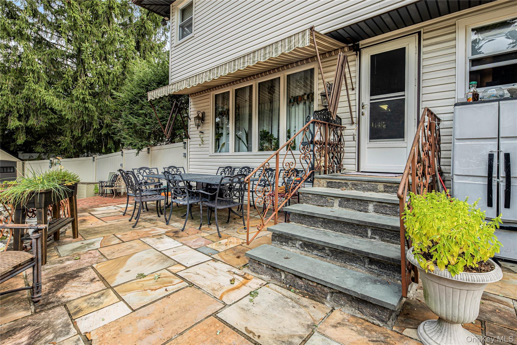Single Family Nimitz Place  Westchester County, NY 10710, MLS-1051677-12
