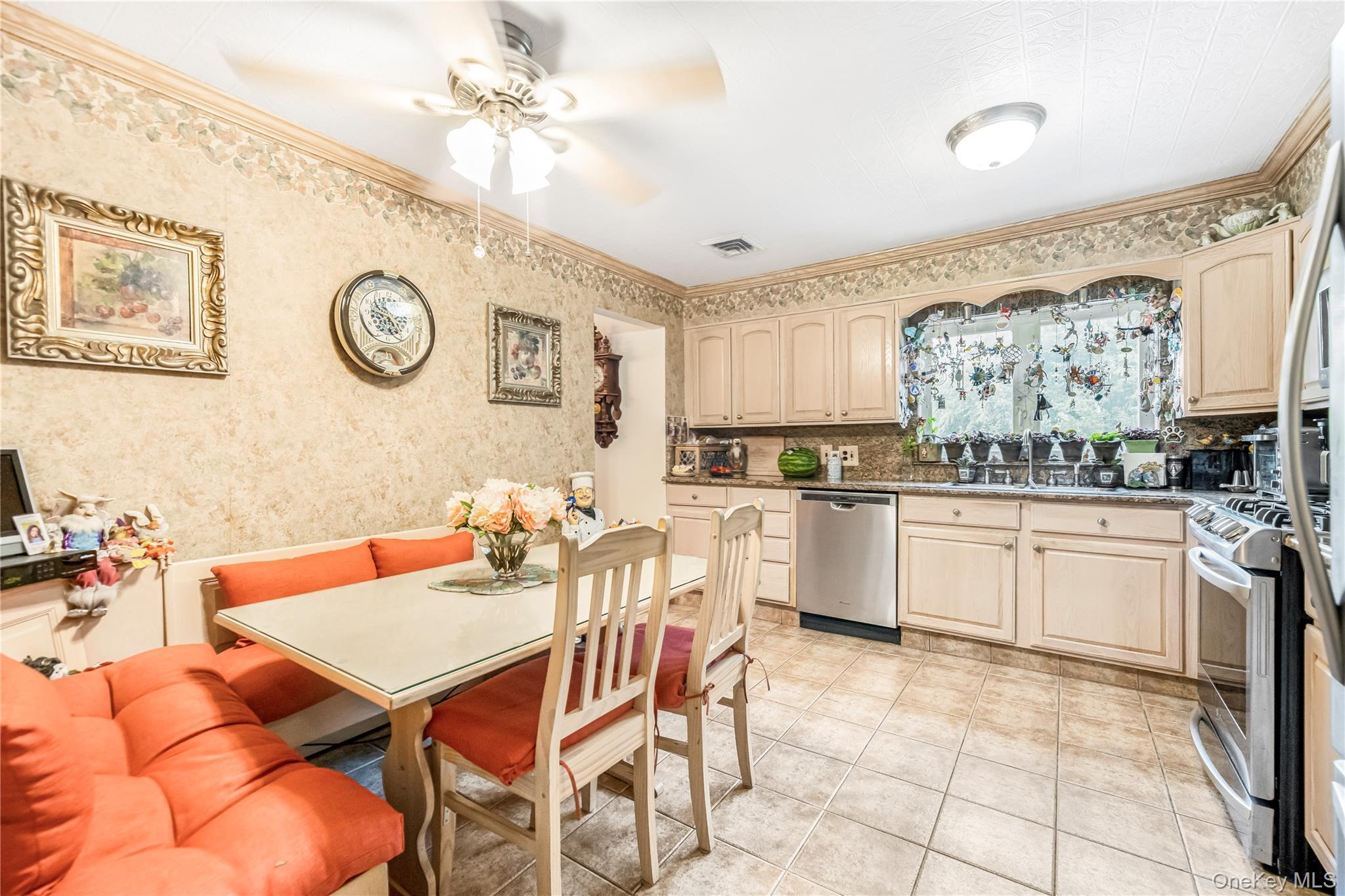 Single Family Nimitz Place  Westchester County, NY 10710, MLS-1051677-18