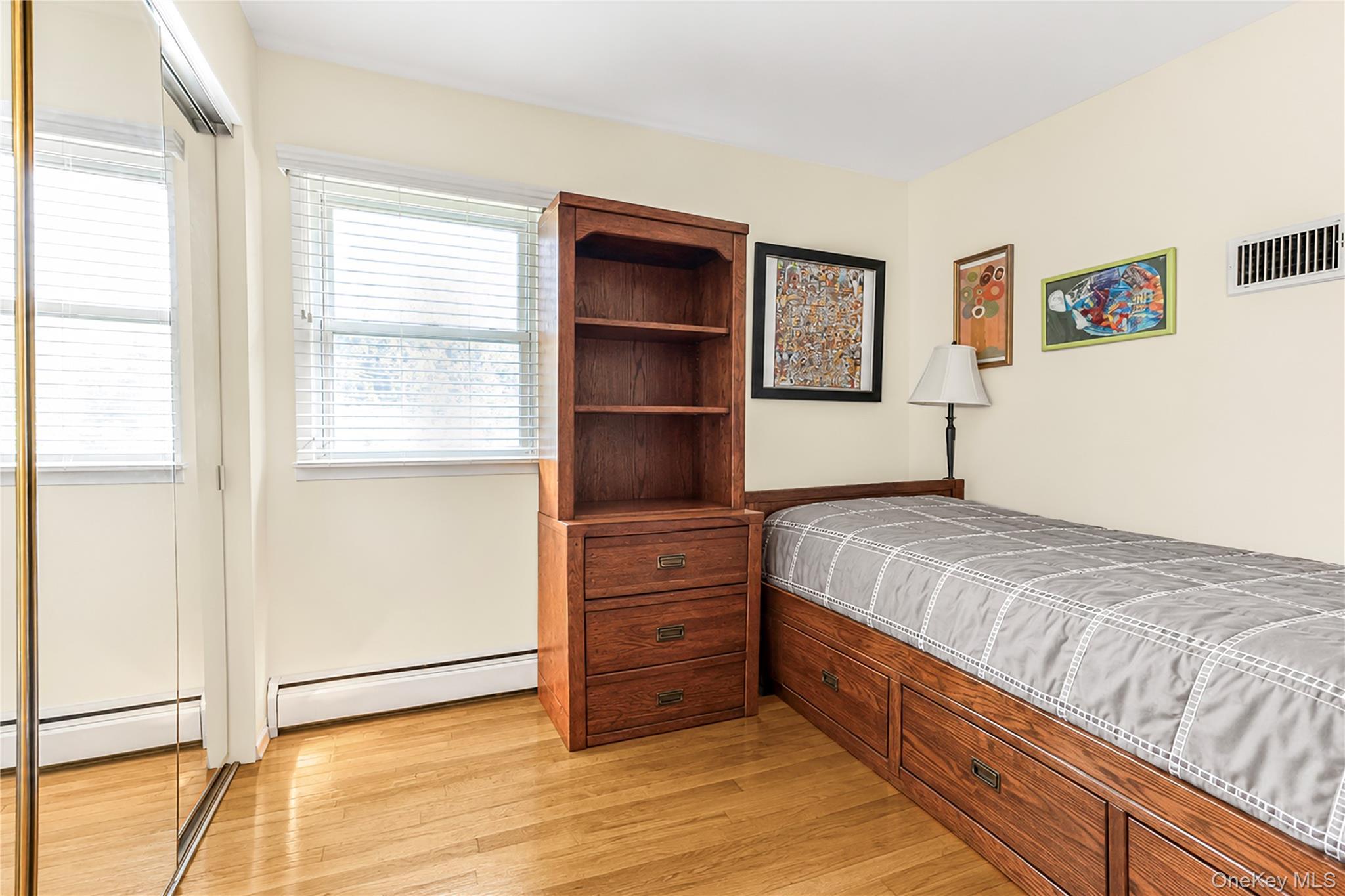 Single Family Nimitz Place  Westchester County, NY 10710, MLS-1051677-24