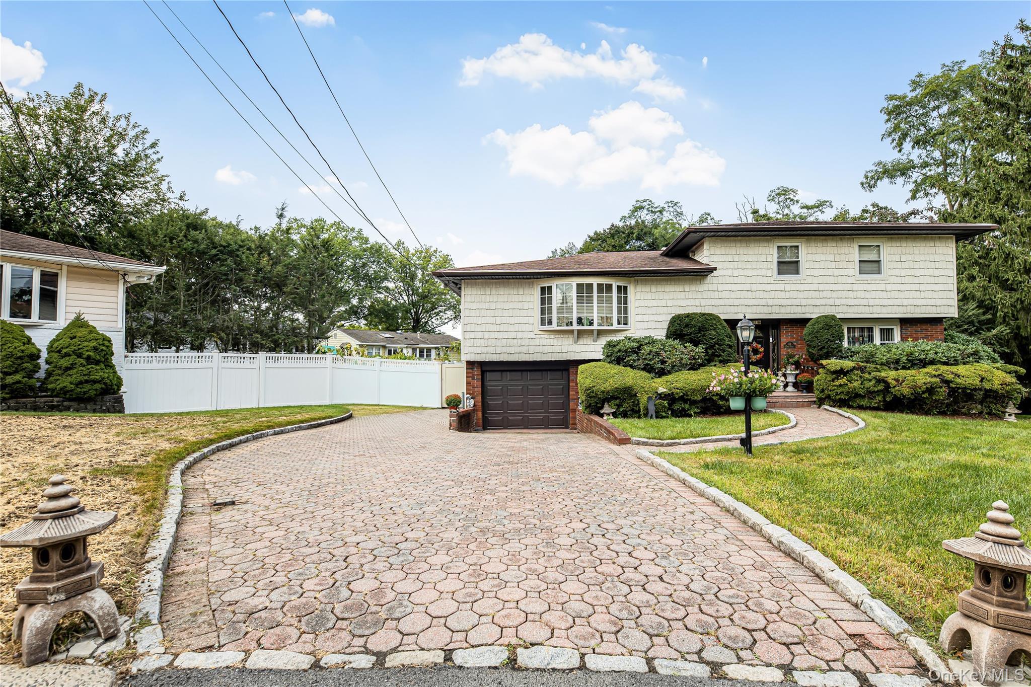 Single Family Nimitz Place  Westchester County, NY 10710, MLS-1051677-3