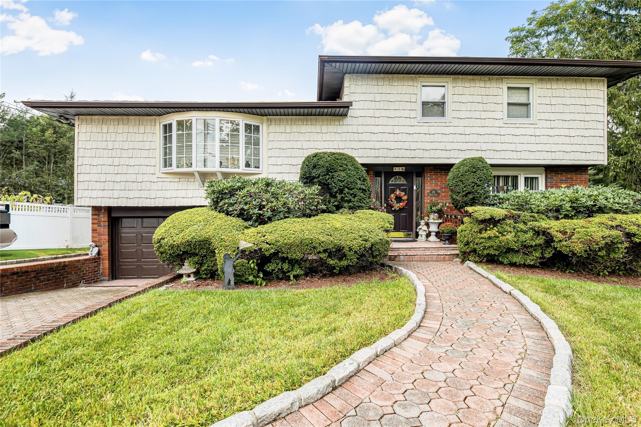 Single Family Nimitz Place  Westchester County, NY 10710, MLS-1051677-4