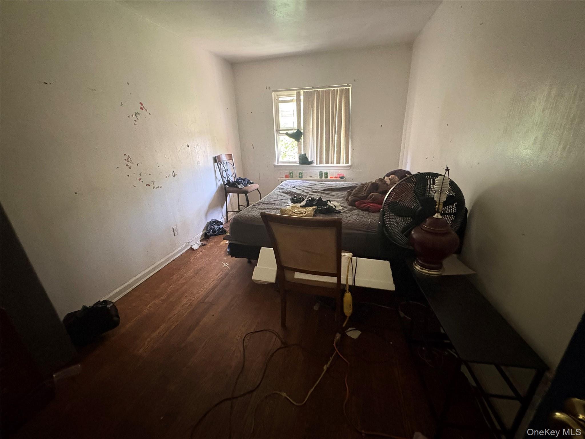 Single Family Fenton Avenue Bronx, NY 10469, MLS-1051679-18