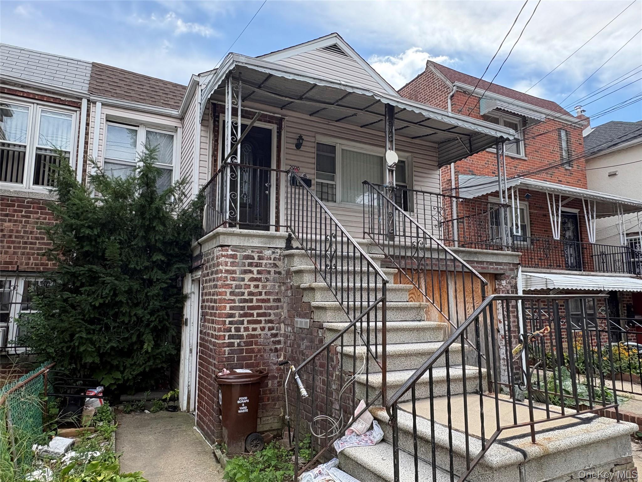 Single Family Fenton Avenue Bronx, NY 10469, MLS-1051679-3