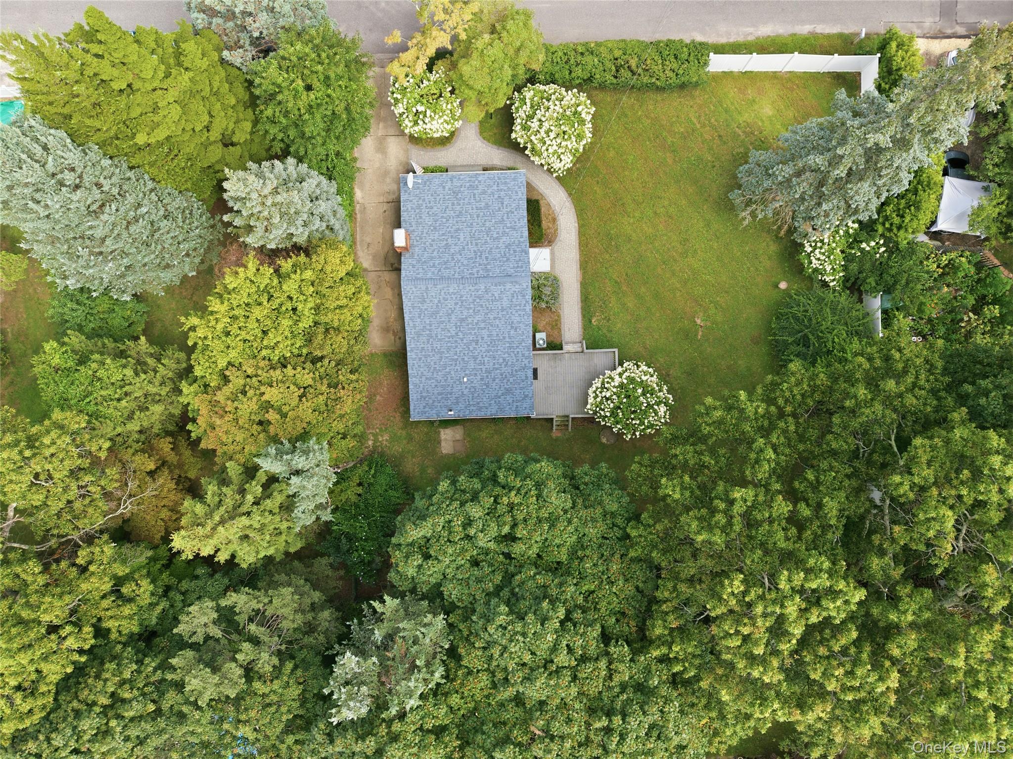 Single Family Queen Road Suffolk County, NY 11778, MLS-1051695-23