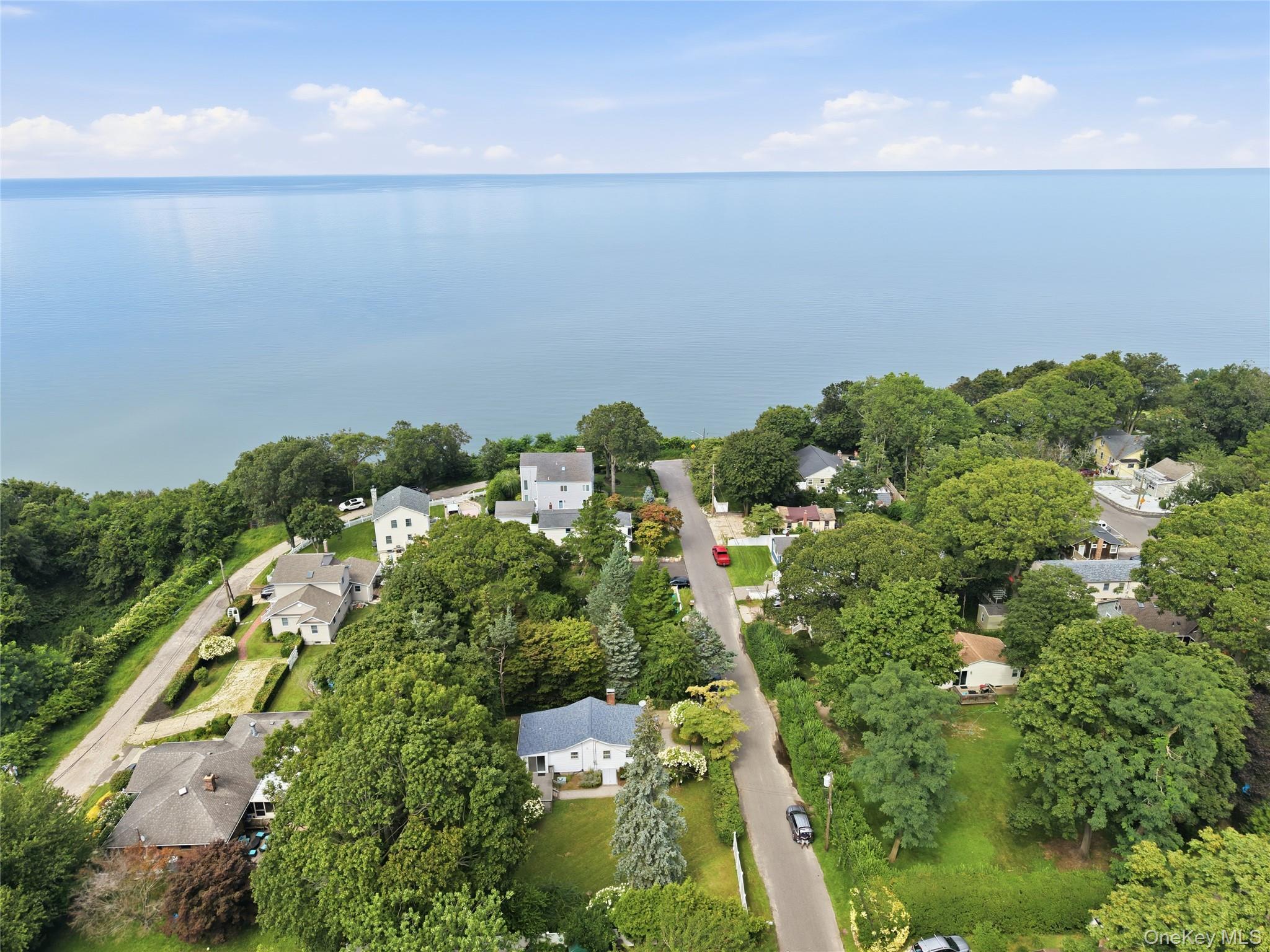 Single Family Queen Road Suffolk County, NY 11778, MLS-1051695-25