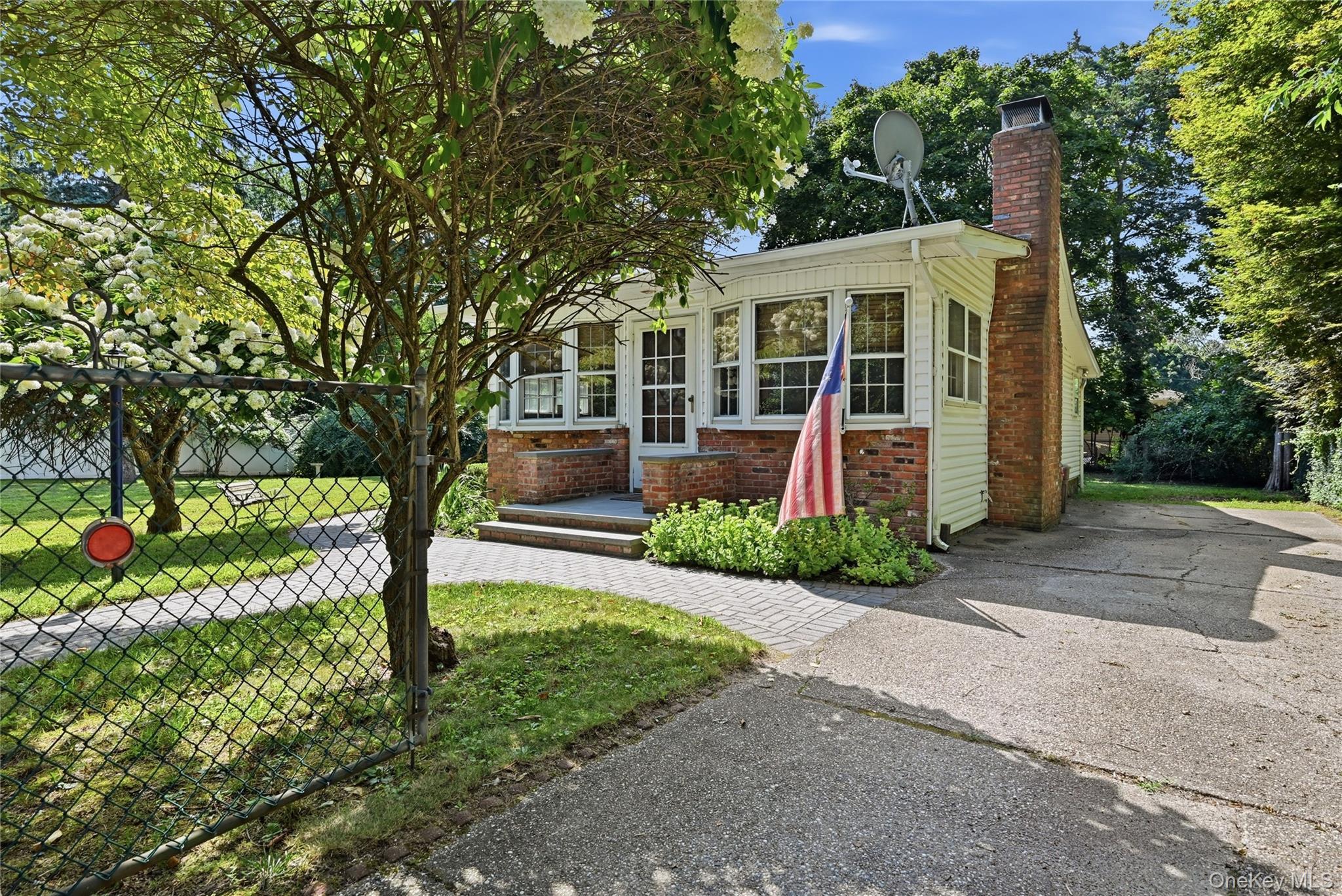 Single Family Queen Road Suffolk County, NY 11778, MLS-1051695-3