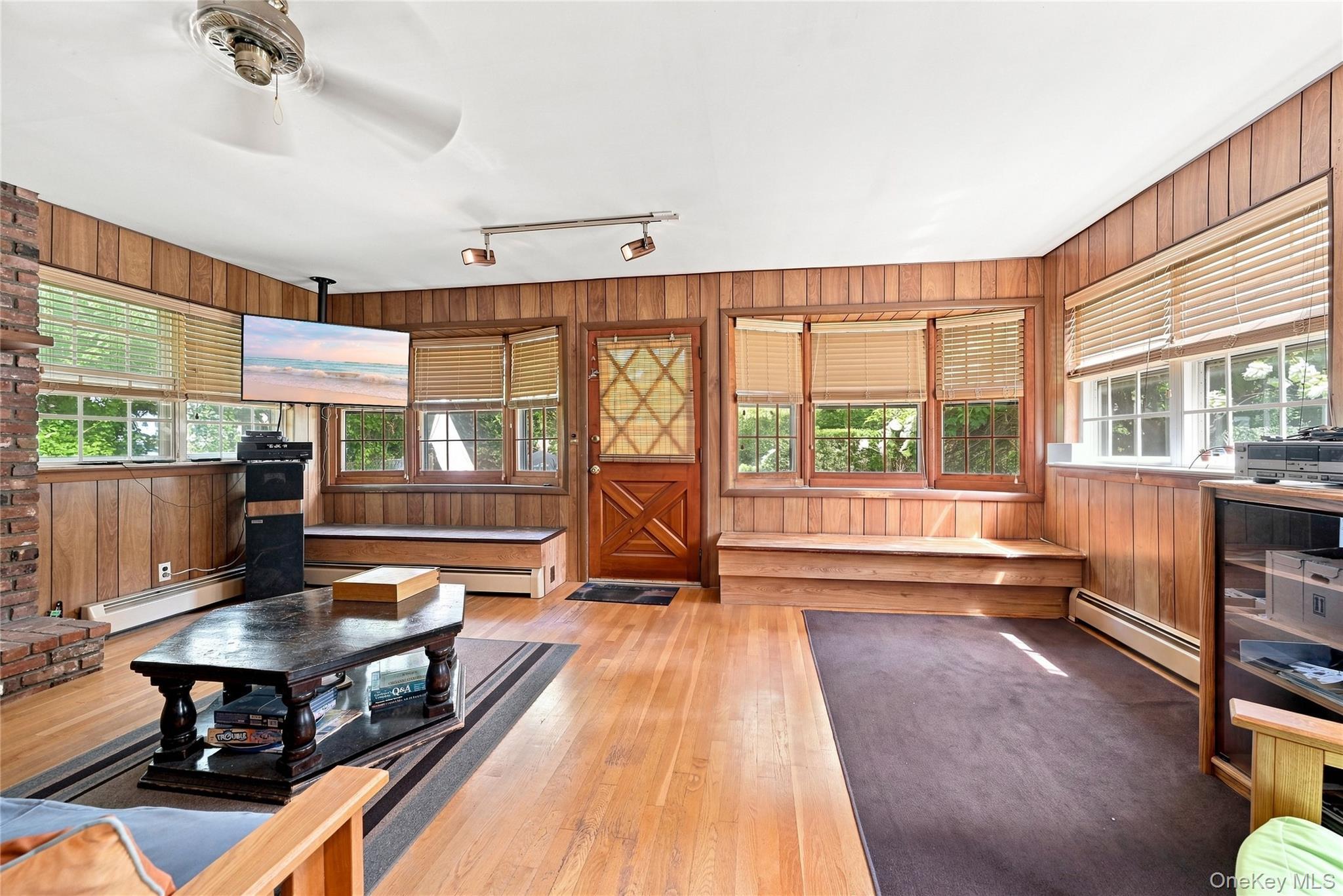 Single Family Queen Road Suffolk County, NY 11778, MLS-1051695-4