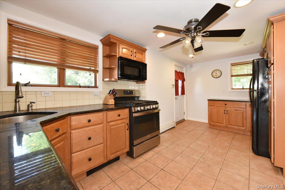 Single Family Montauk Drive  Suffolk County, NY 11706, MLS-1051700-13