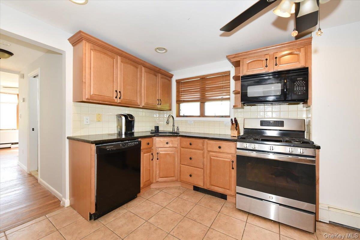 Single Family Montauk Drive  Suffolk County, NY 11706, MLS-1051700-14