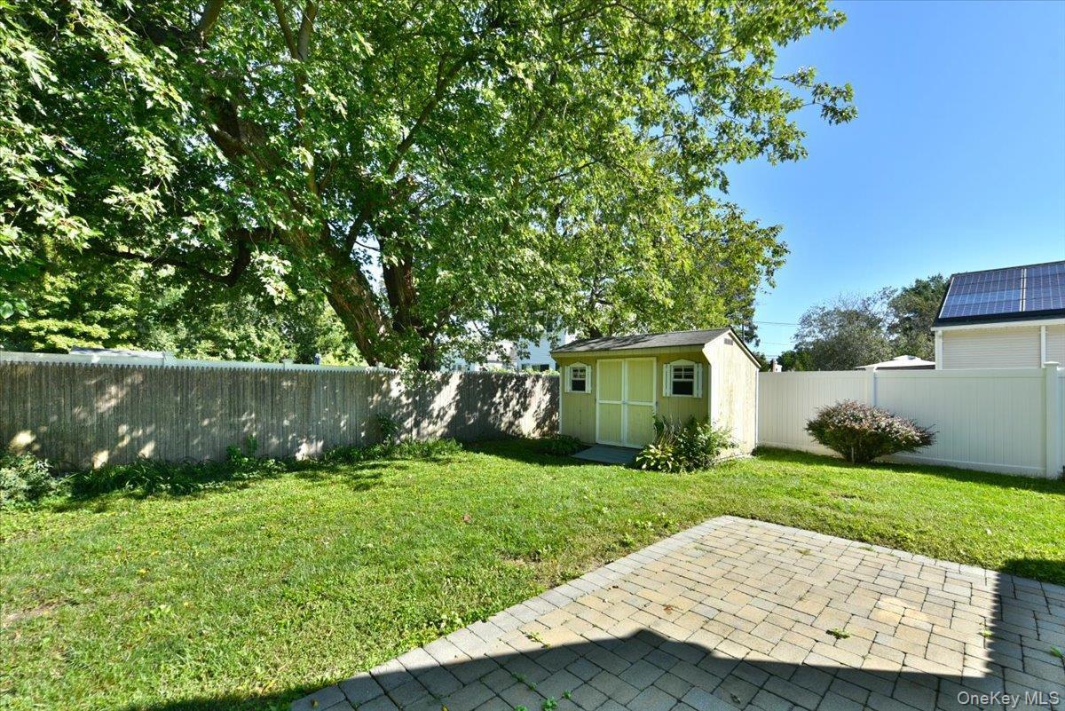Single Family Montauk Drive  Suffolk County, NY 11706, MLS-1051700-23