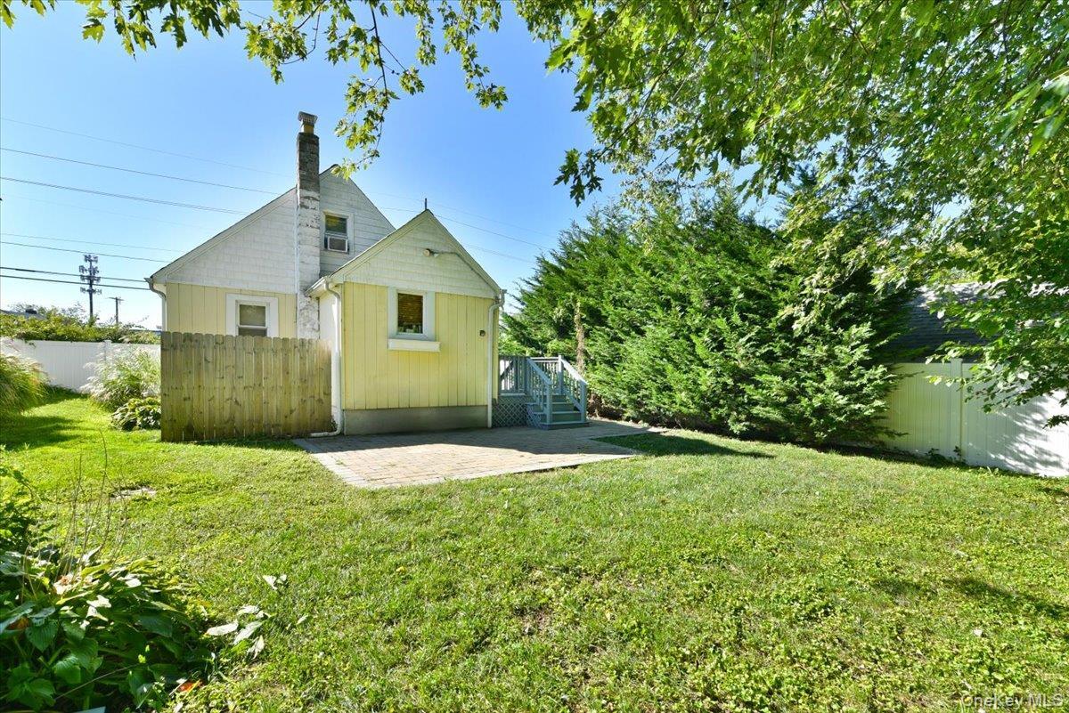 Single Family Montauk Drive  Suffolk County, NY 11706, MLS-1051700-24