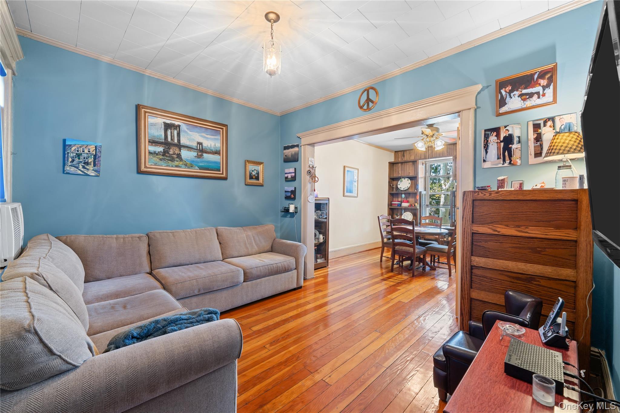 Single Family 68th Street  Queens, NY 11385, MLS-1051724-23