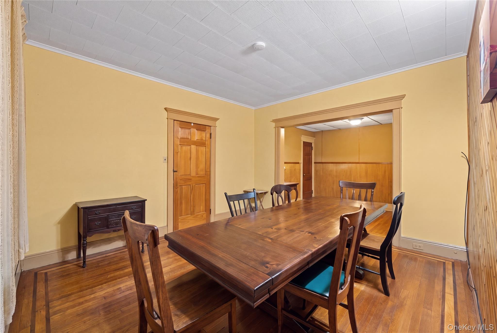 Single Family 68th Street  Queens, NY 11385, MLS-1051724-4