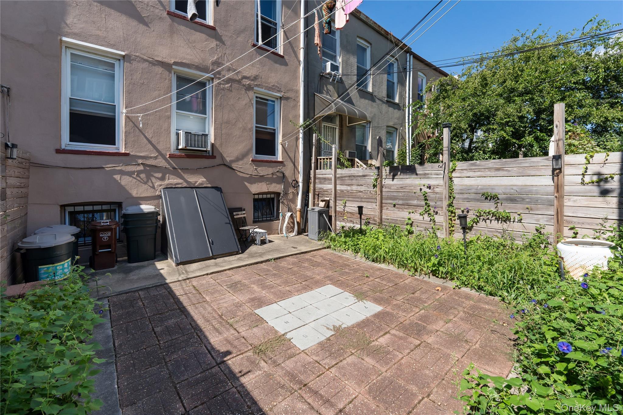 Single Family 68th Street  Queens, NY 11385, MLS-1051724-44