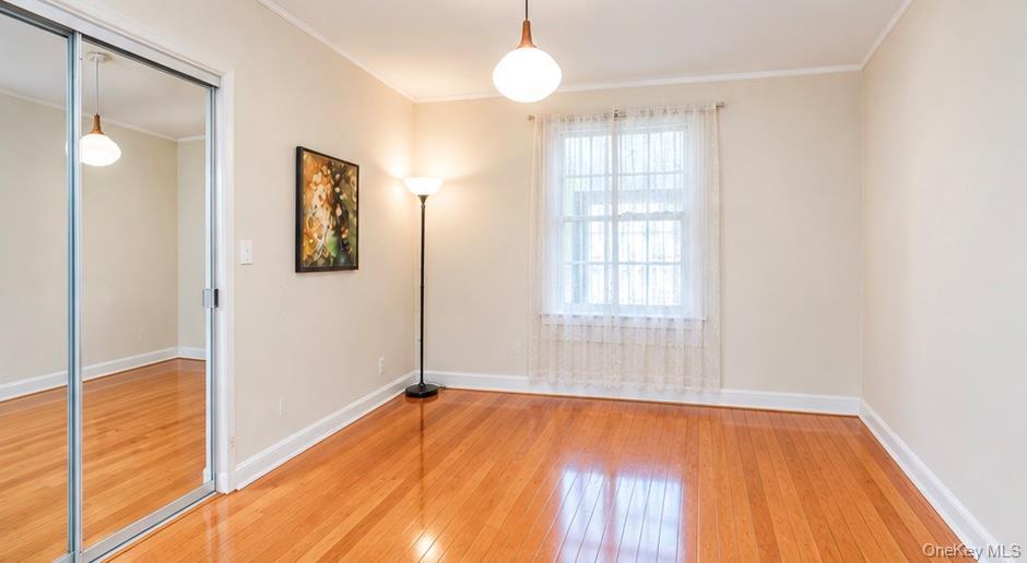 Single Family 215th Street  Queens, NY 11427, MLS-1051731-4