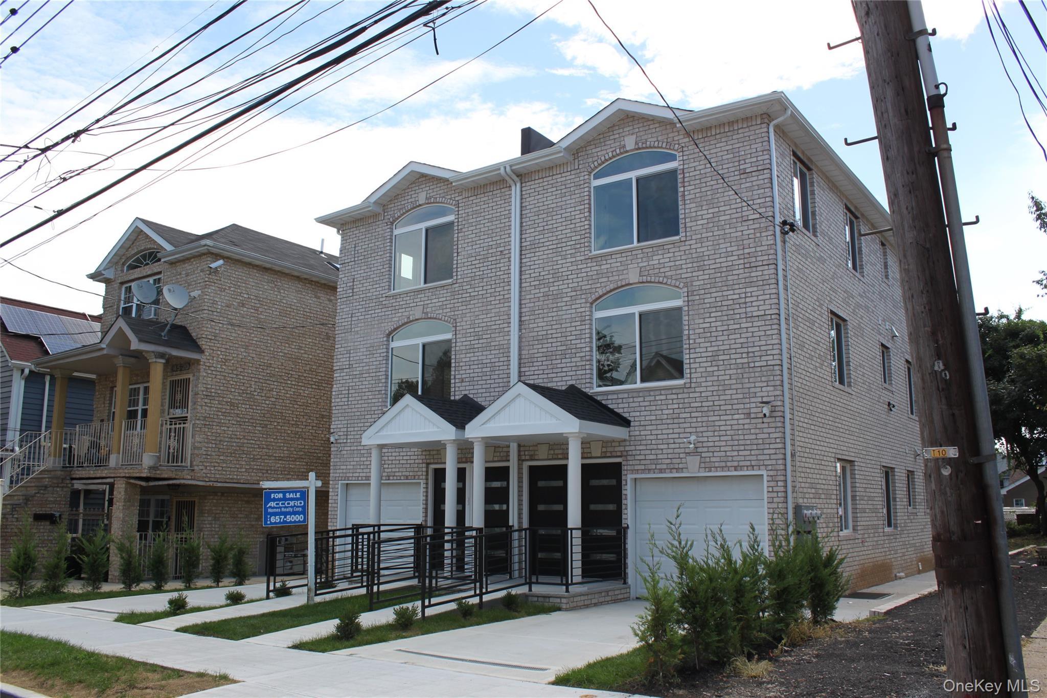 Single Family 106th Avenue Queens, NY 11435, MLS-1051743-3