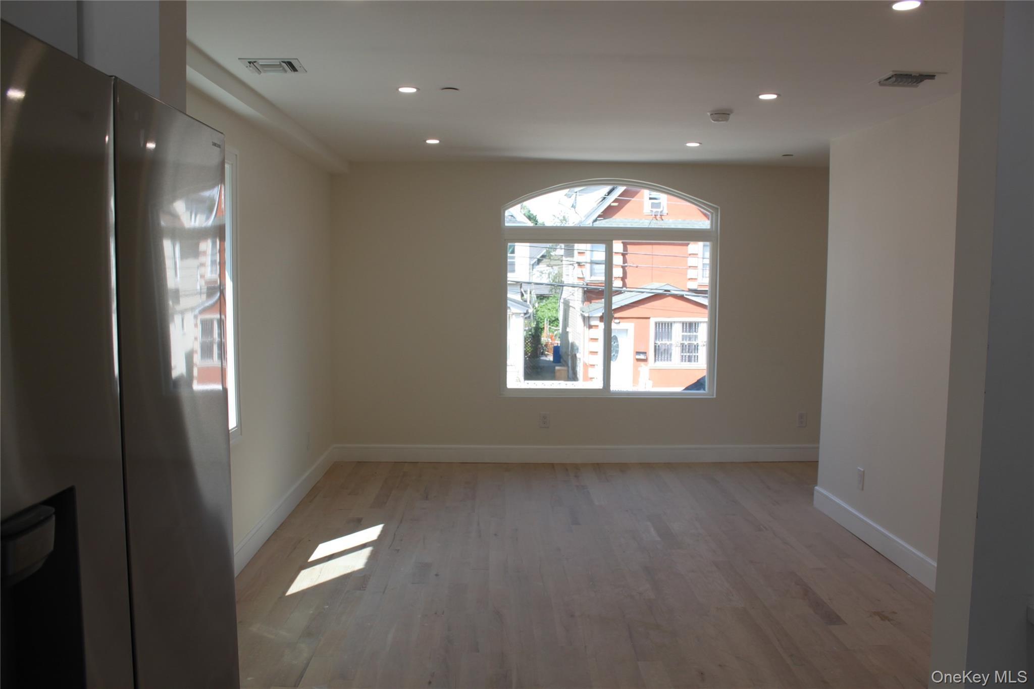 Single Family 106th Avenue Queens, NY 11435, MLS-1051743-31