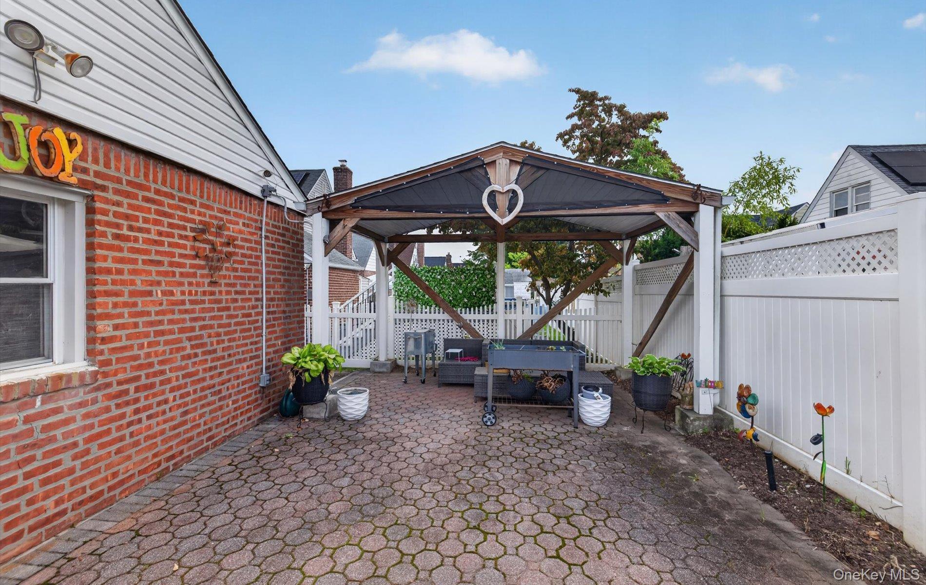 Single Family 238th Street  Nassau County, NY 11003, MLS-1051771-34