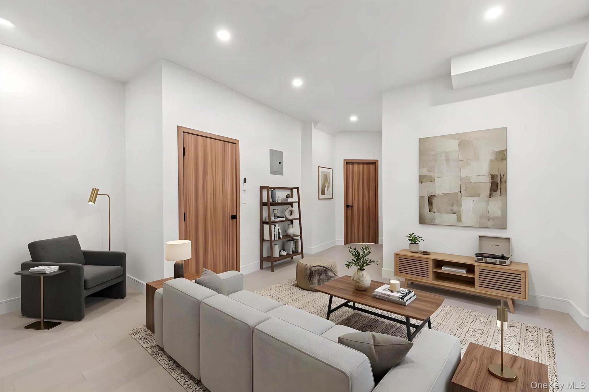 Single Family E 226th Street Bronx, NY 10466, MLS-1051785-4