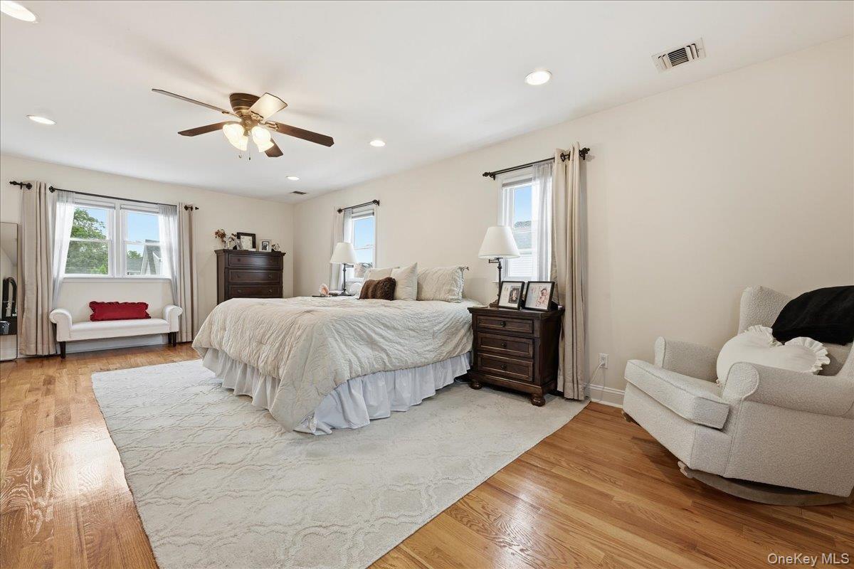 Single Family Hicks Street Nassau County, NY 11710, MLS-1051799-28