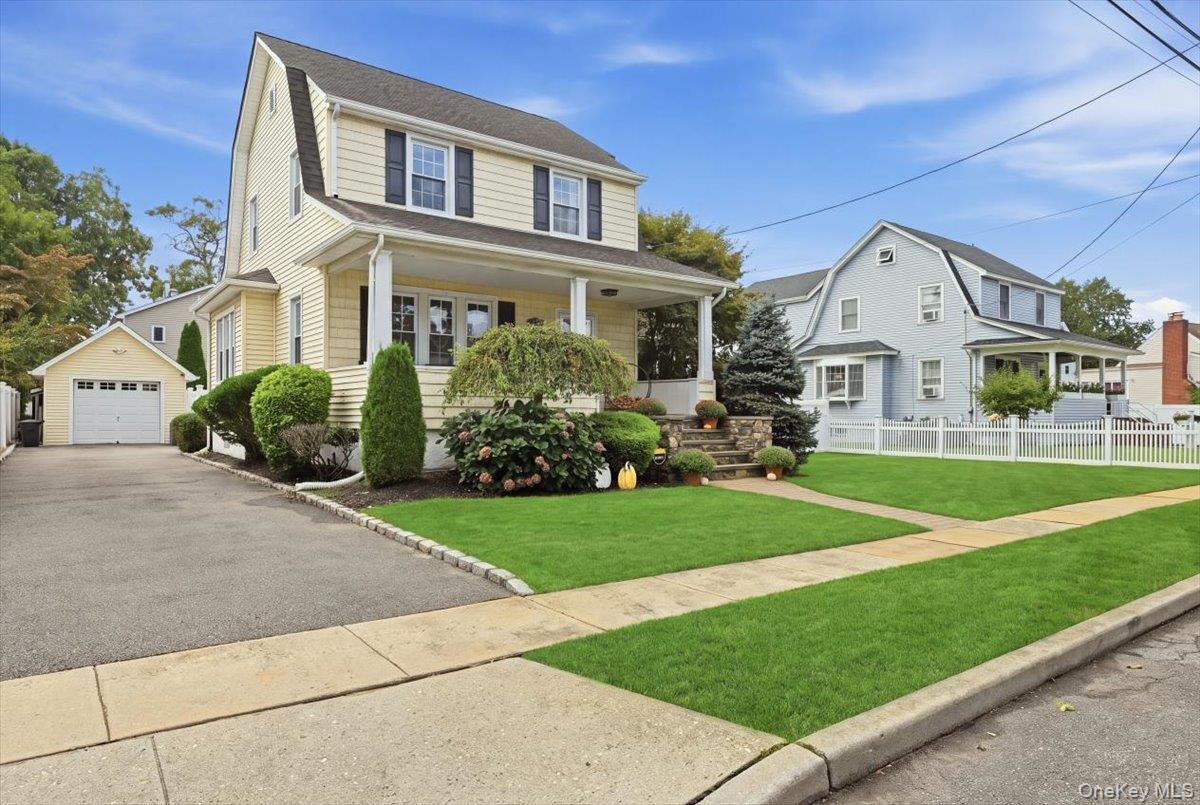 Single Family Hicks Street Nassau County, NY 11710, MLS-1051799-7