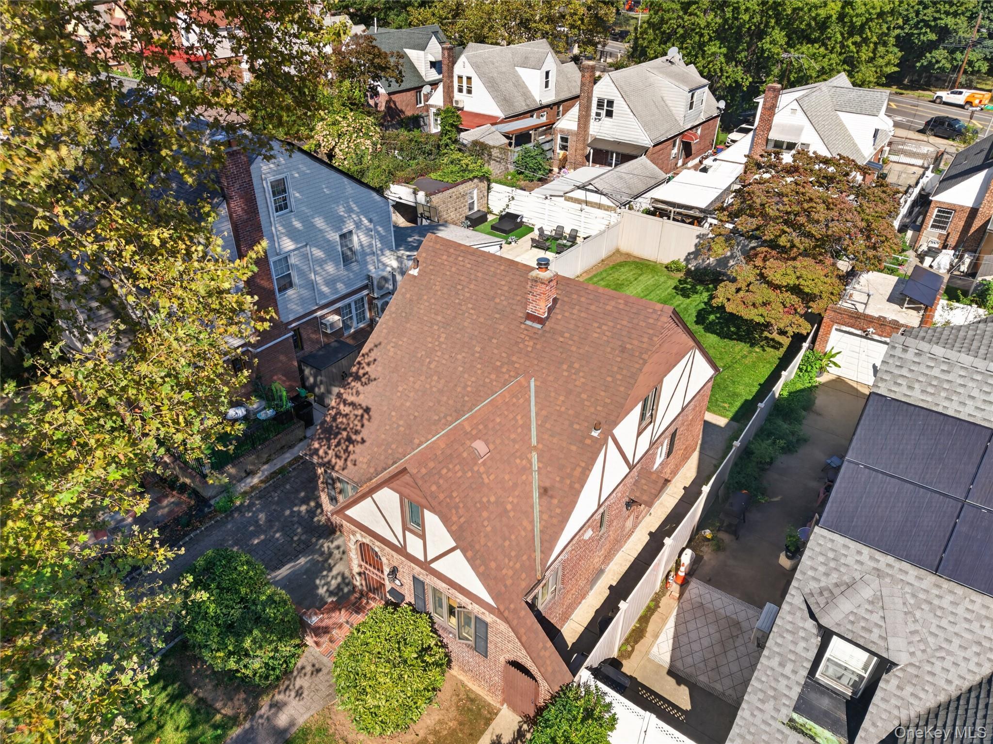 Single Family 236th Street Queens, NY 11427, MLS-1051810-24