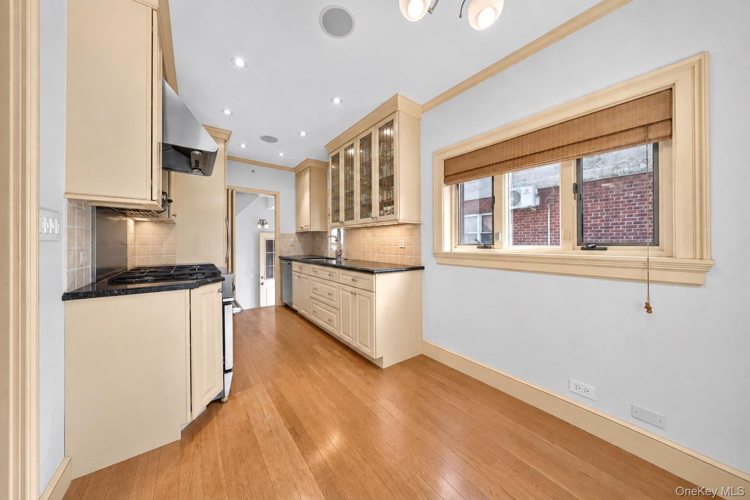 Single Family 236th Street Queens, NY 11427, MLS-1051810-7
