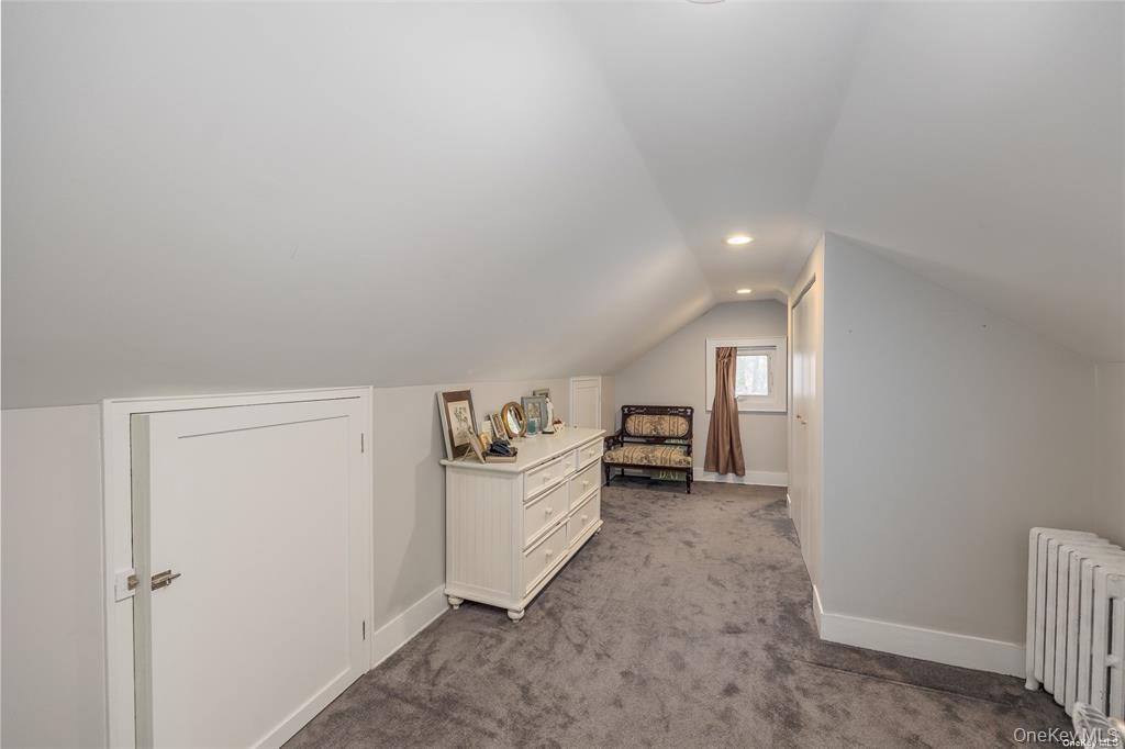 Single Family Yale Place Nassau County, NY 11563, MLS-1051812-10