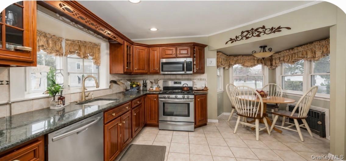 Single Family Yale Place Nassau County, NY 11563, MLS-1051812-5