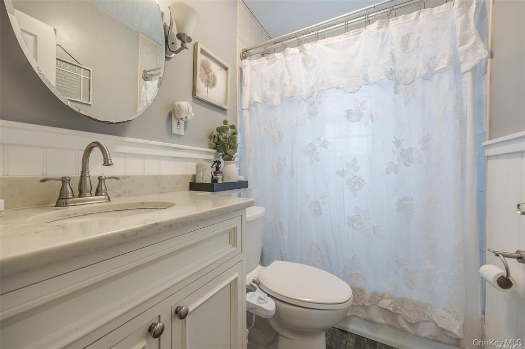 Single Family Yale Place Nassau County, NY 11563, MLS-1051812-8