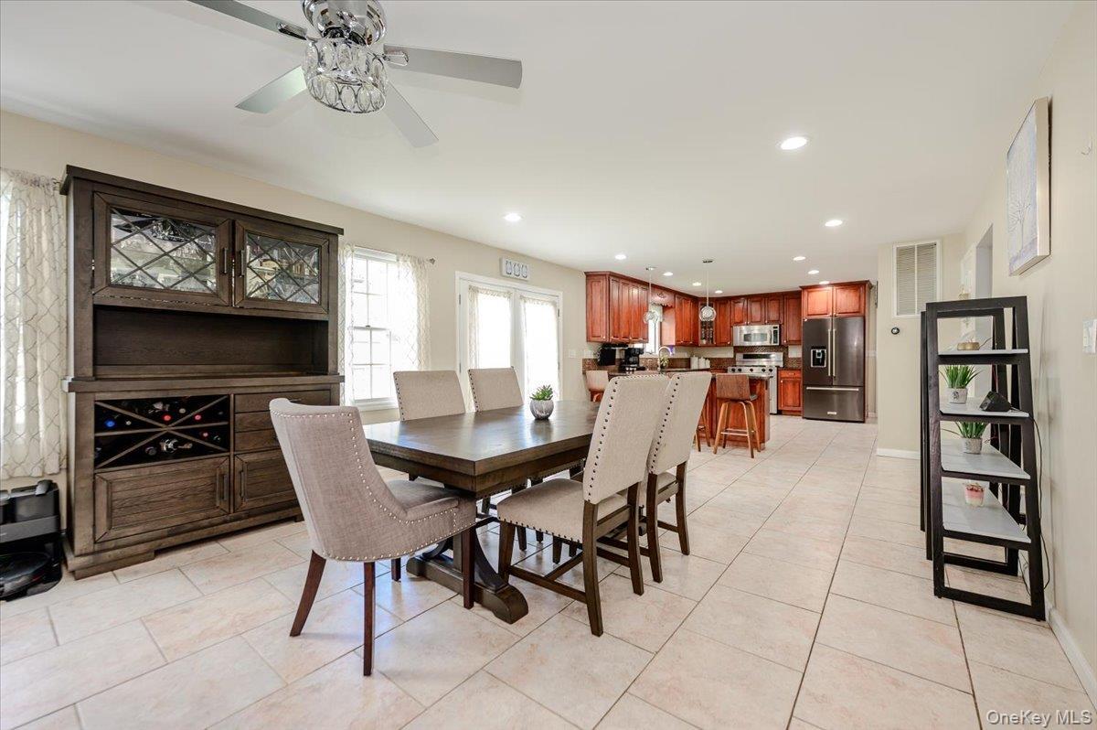 Single Family William Avenue Suffolk County, NY 11751, MLS-1051841-14