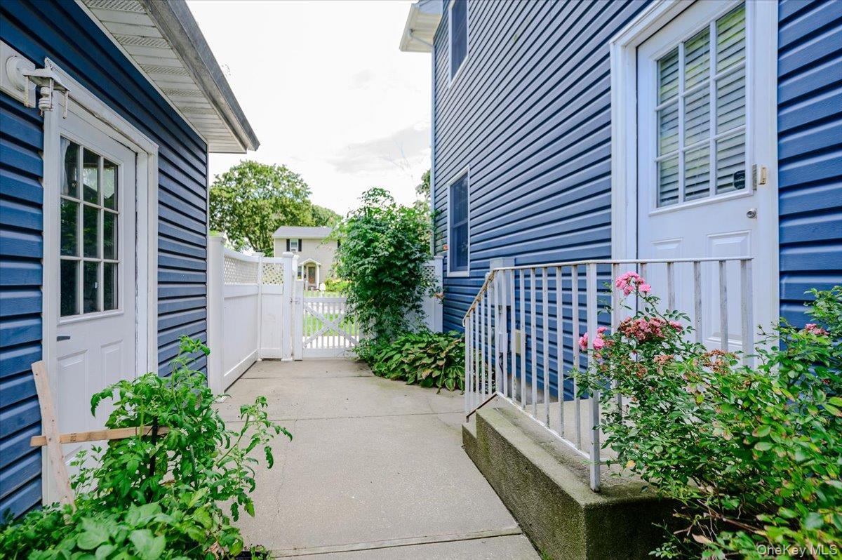 Single Family William Avenue Suffolk County, NY 11751, MLS-1051841-28