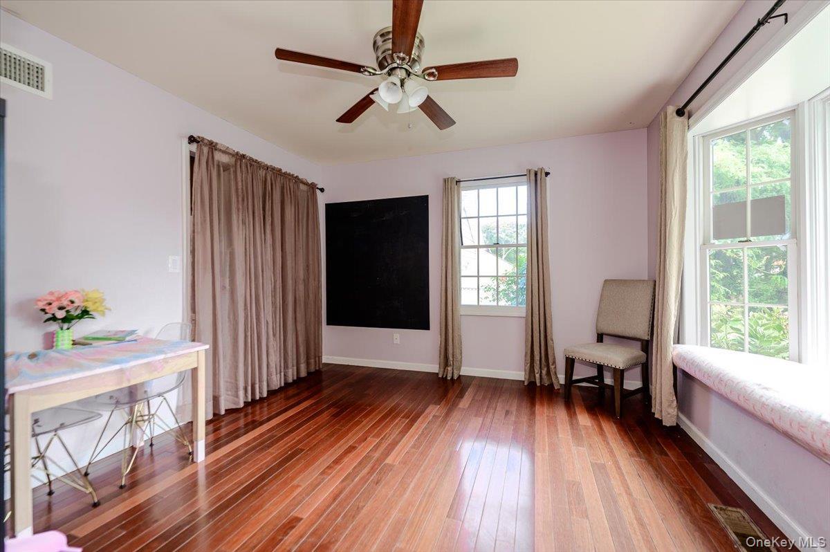 Single Family William Avenue Suffolk County, NY 11751, MLS-1051841-8