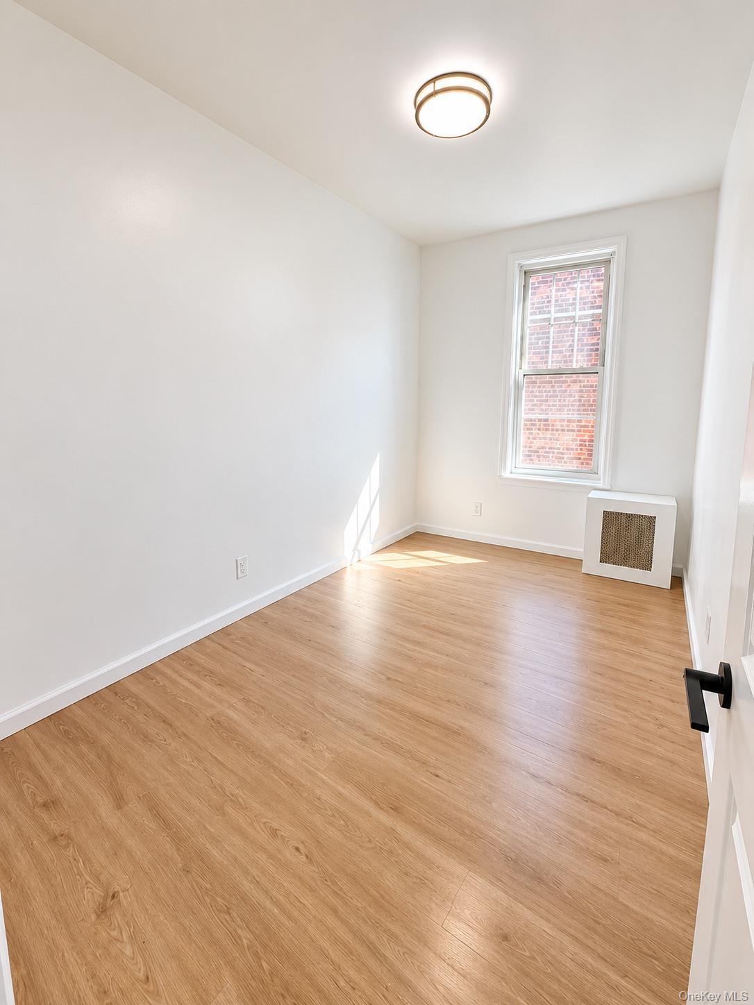 Single Family 200th Street  Queens, NY 11360, MLS-1051854-8